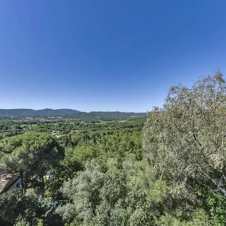 아파트 Les Terrasses De Grimaud-1 By Interhome