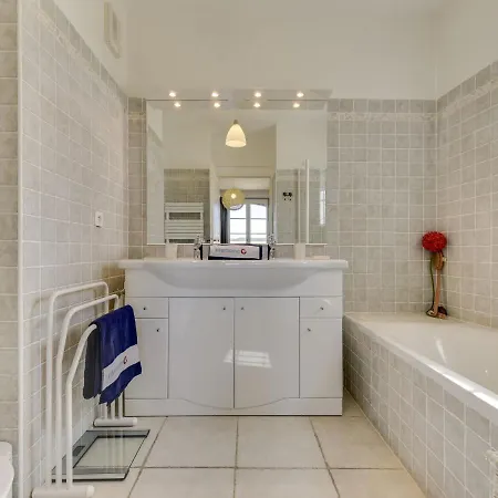 アパート Les Terrasses De By Interhome グリモー