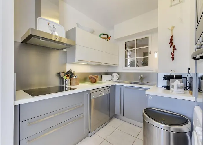Les Terrasses De Grimaud-1 By Interhome Lejlighed