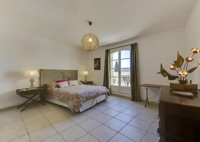 Lejlighed Les Terrasses De Grimaud-1 By Interhome *