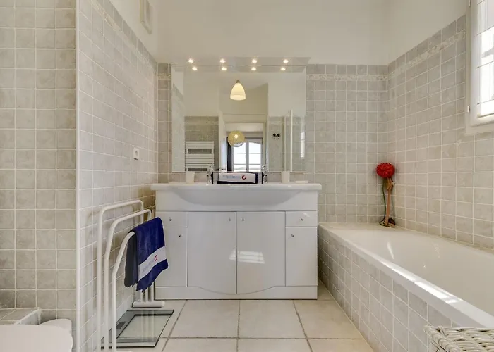 Lejlighed Les Terrasses De Grimaud-1 By Interhome Grimaud